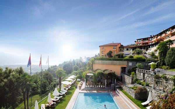 Ferien hotel Boutique hotel Luxushotel Villa Orselina Locarno Lago Maggiore Tessin Schweiz Wellnesshotel Sauna Pool Schwimmbecken
